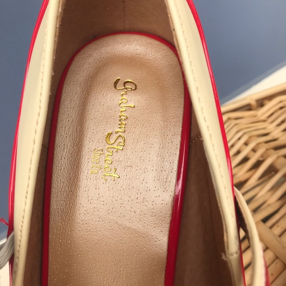 Vintage 1940s-1950s style Red Heels - Picture 8 of 8